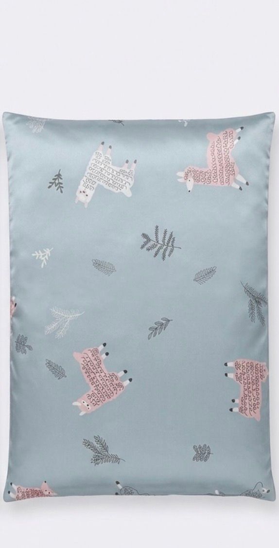 XL Silk Pet Bed-First in the market! (New Launch)