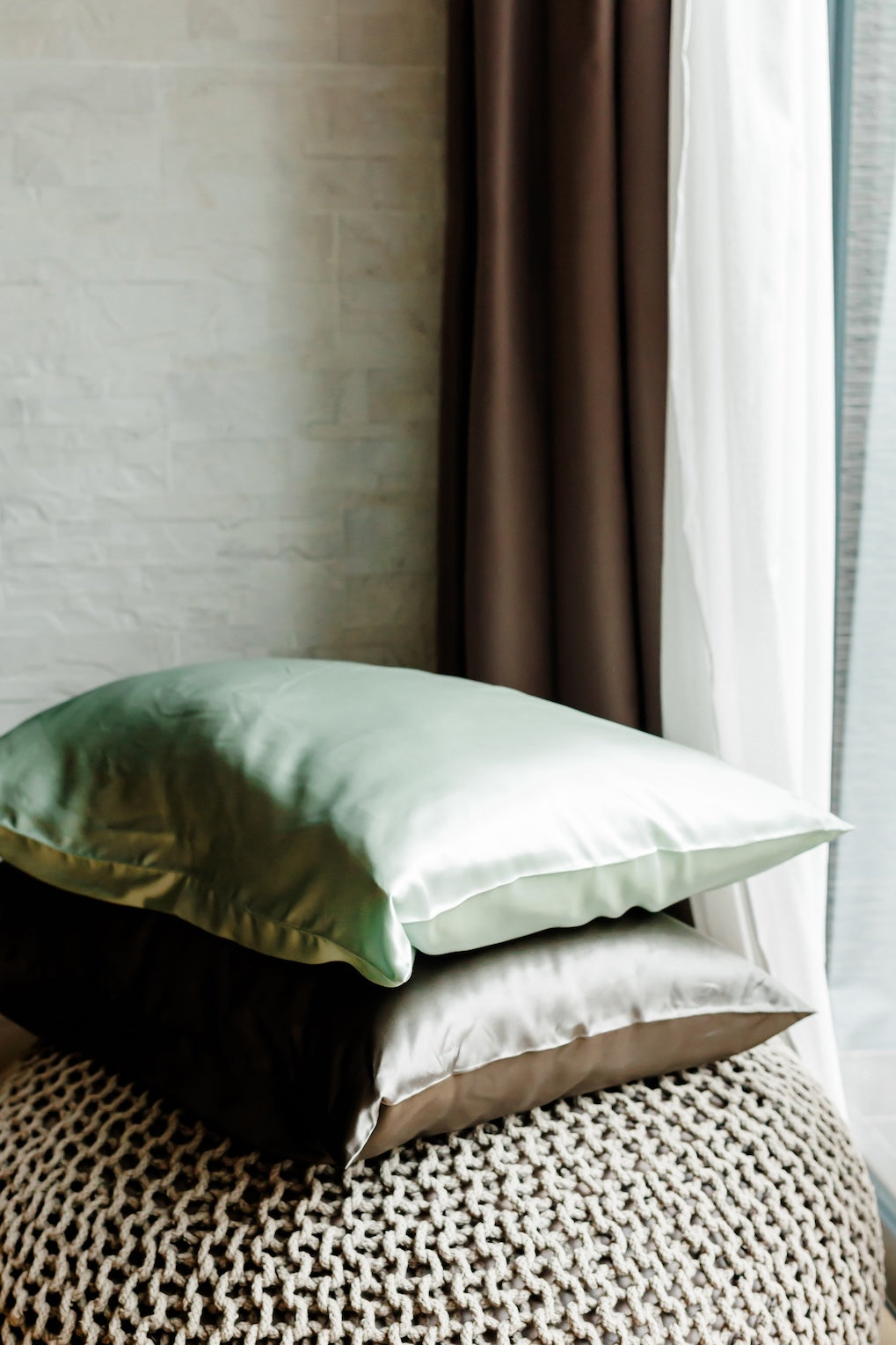 Sage Green Zippered Silk Pillowcase