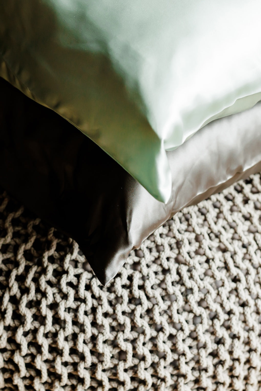 Sage Green Zippered Silk Pillowcase