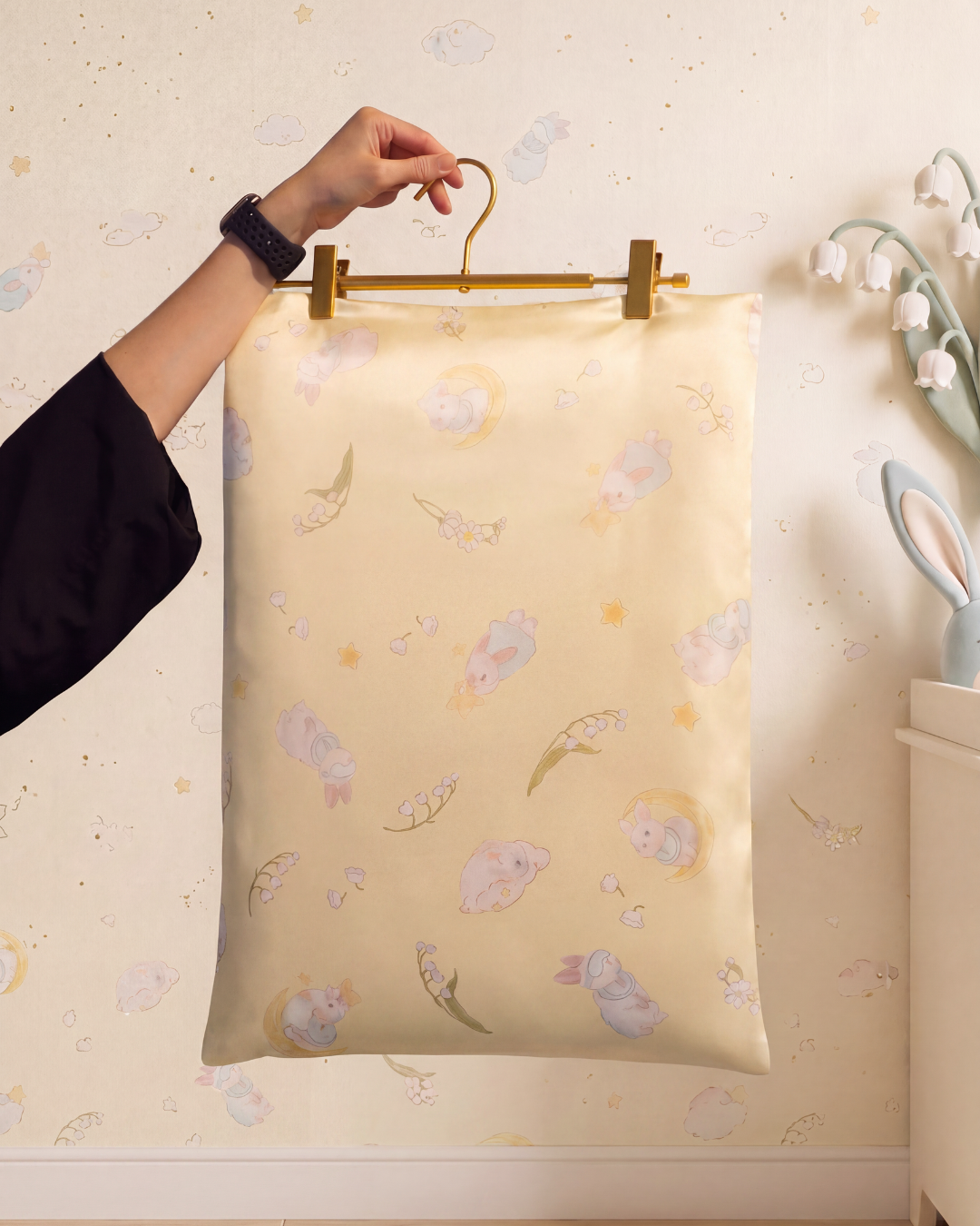 Pawsome Mat: Silk Mat For Pets